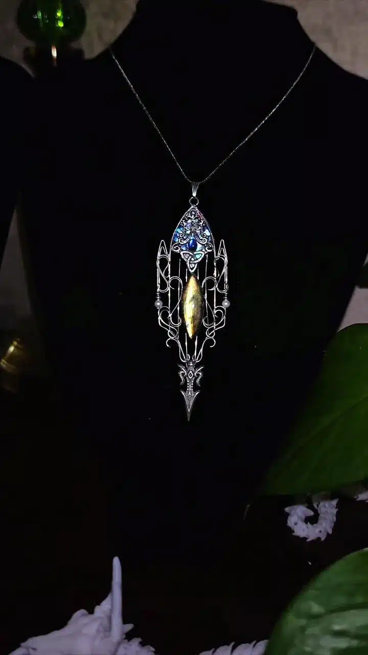 Kailash Soul Handmade Crystal Pendant - Eternal Holy Light